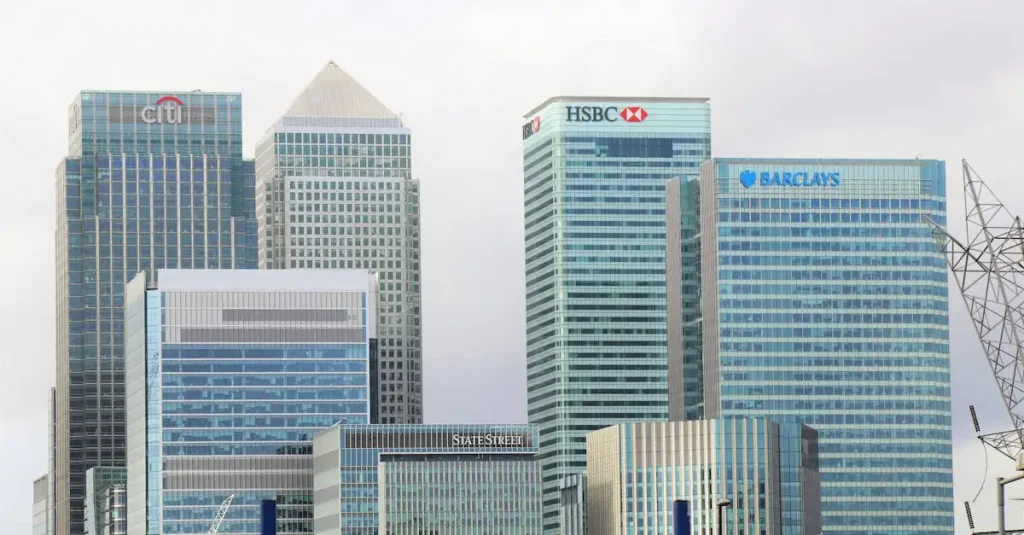 Wat is de geschiedenis van het merk HSBC in het VK?