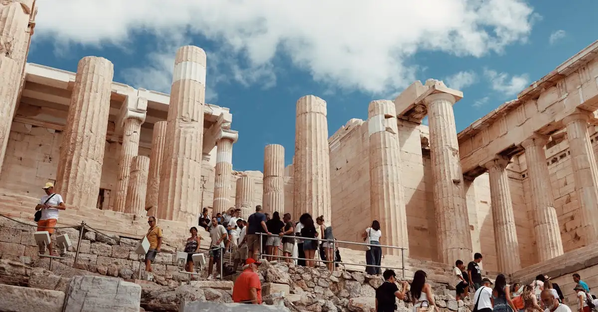 Welke stad staat bekend om de Akropolis?