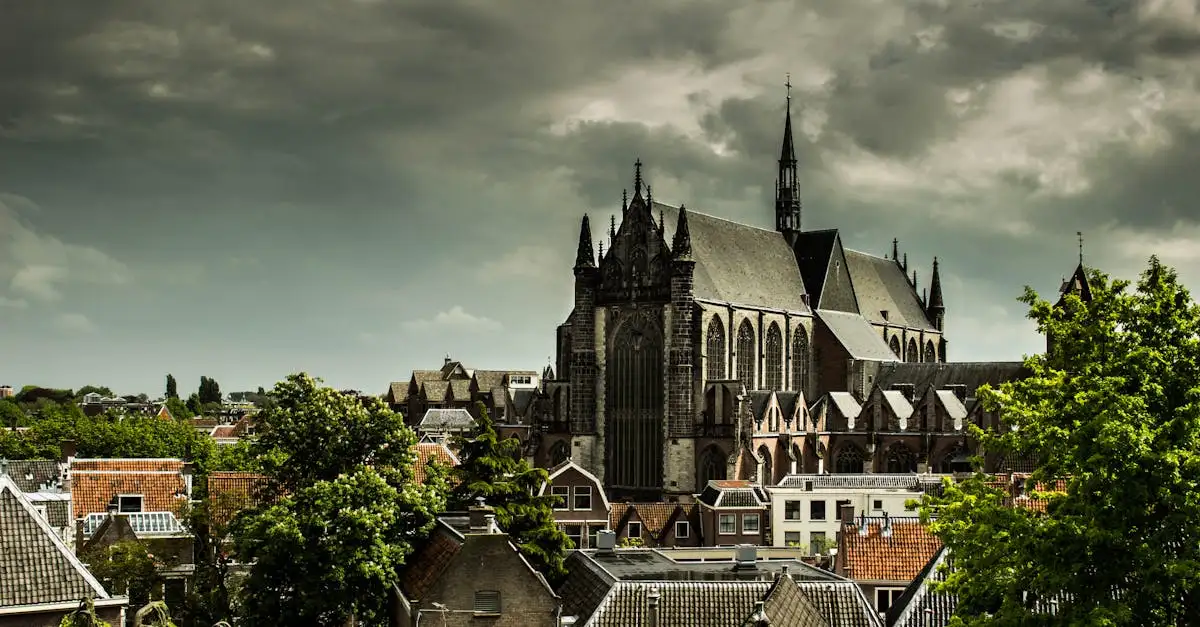 Waarom ontstond Leiden precies op deze locatie?