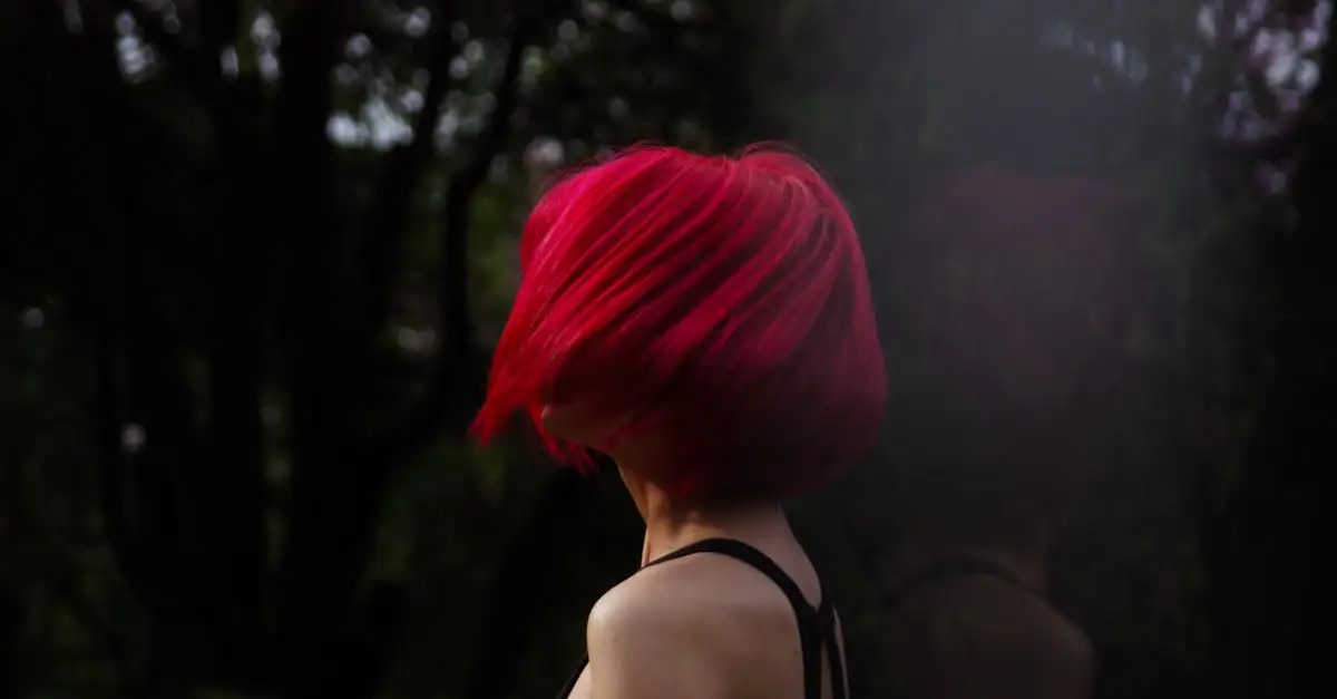 Welke kleur past bij rood haar? Ontdek de beste combinaties!