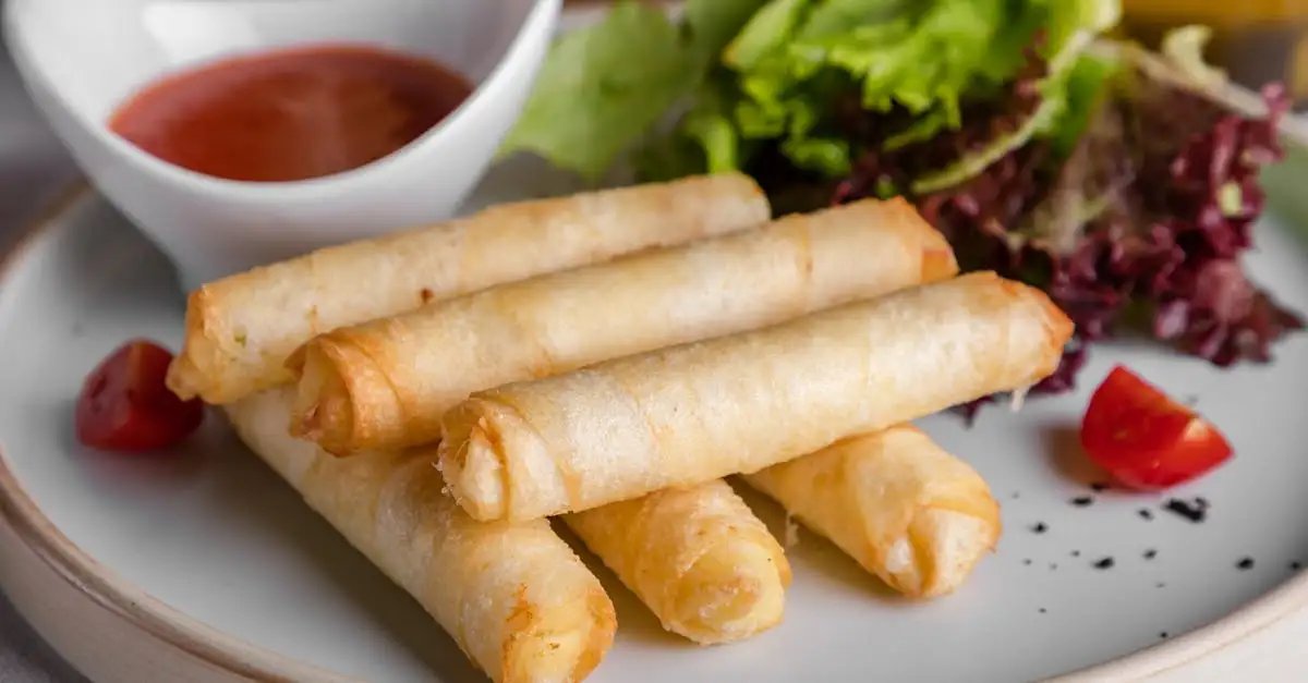 Welke saus bij loempia? Ontdek de beste sauzen en tips!