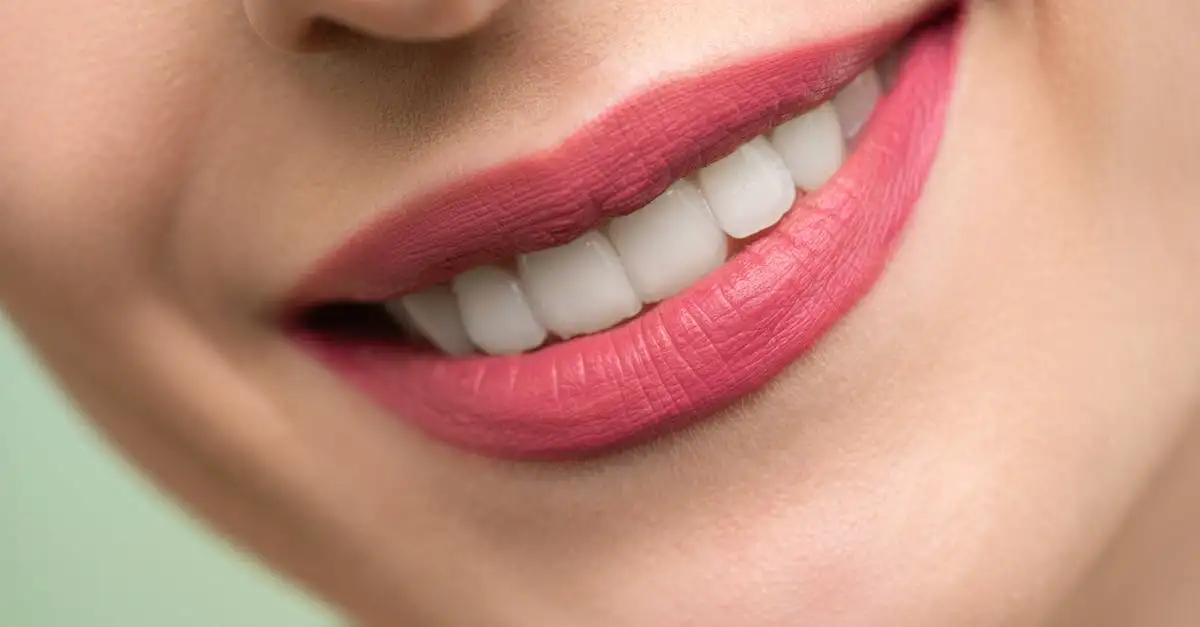 Welke lippenstift bij gele tanden? Ontdek de beste tips!