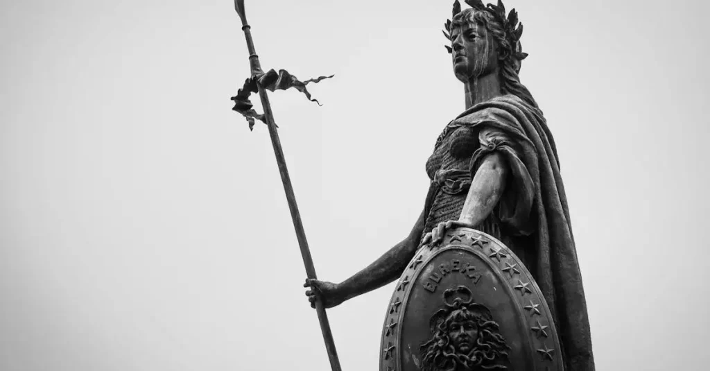 Wie was Uranus en hoe werd hij afgezet in de mythologie?