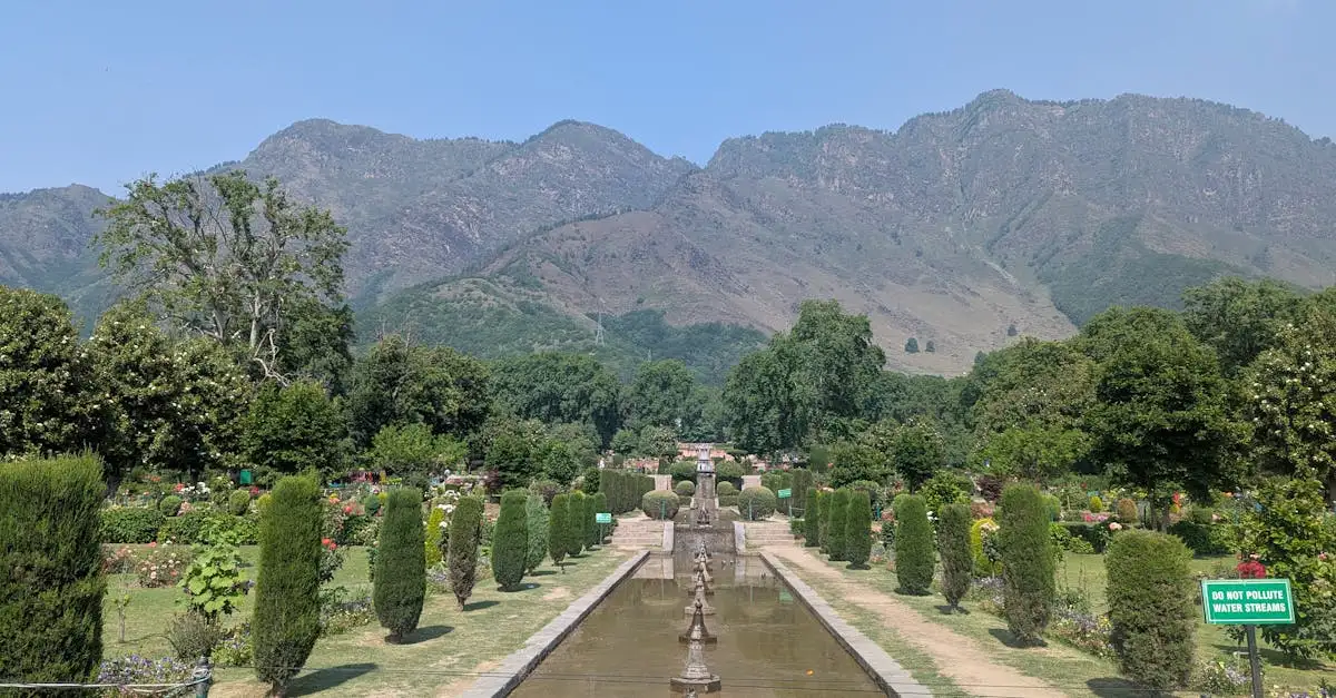 Welke bergketen in Azië omvat Karakoram en Hindu Kush?