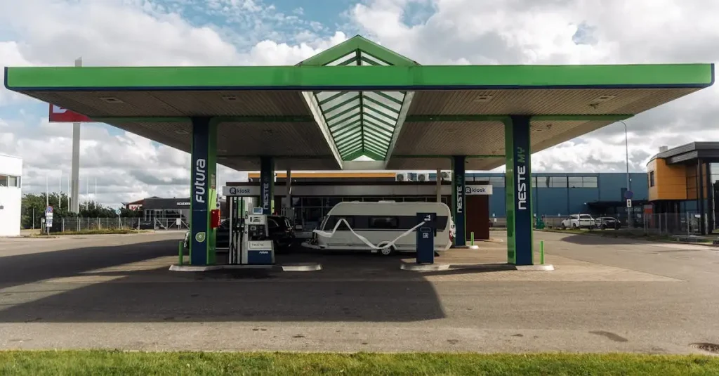Hoe verbeteren lichtere vliegtuigmaterialen brandstofefficiëntie?