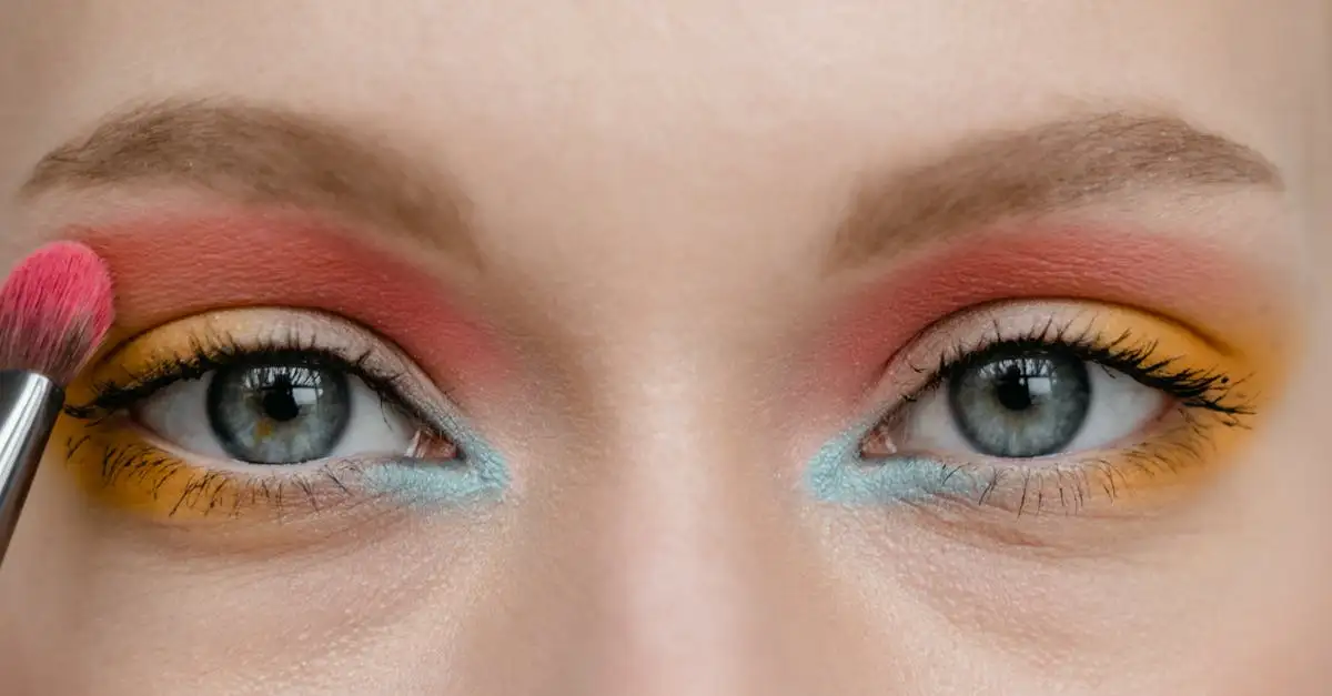 Welke oogschaduw bij blauw grijze ogen? Ontdek de beste tips!