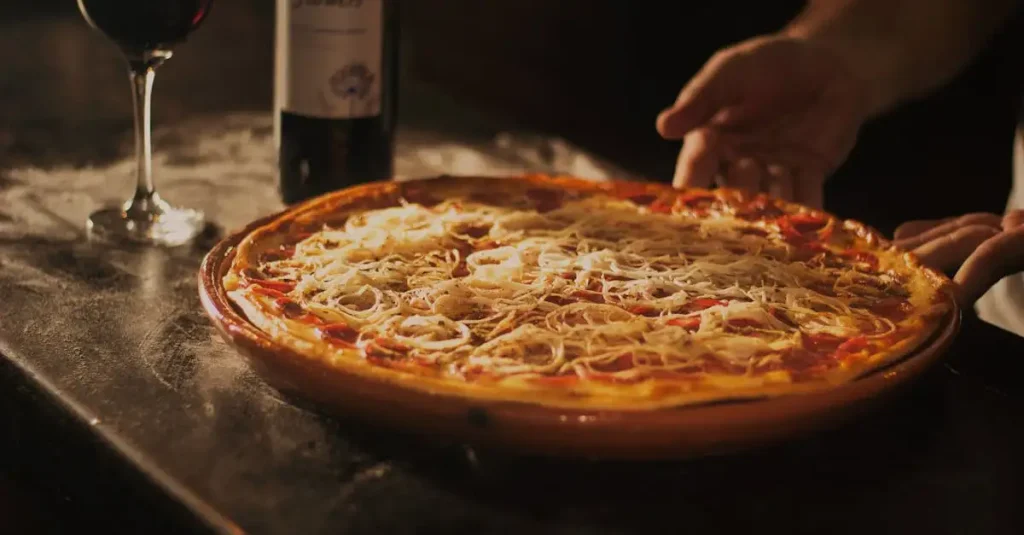 Welke rode wijn bij pizza? Ontdek de perfecte combinatie!