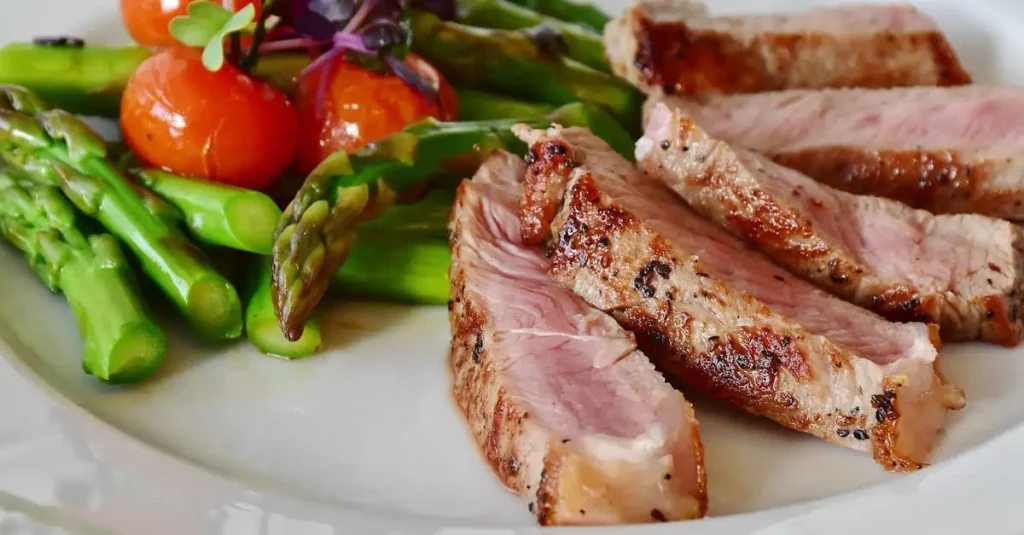 Welke salade bij biefstuk? Ontdek heerlijke combinaties!